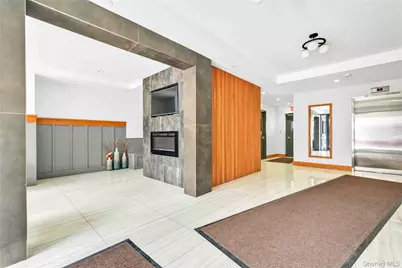 2343 31st Road #3B, Astoria, NY 11106 - Photo 2