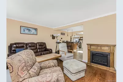 159 Montgomery Avenue, Oceanside, NY 11572 - Photo 6