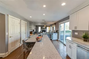 107A Scraggy Hill Rd, Port Jefferson, NY 11777 - Photo 16