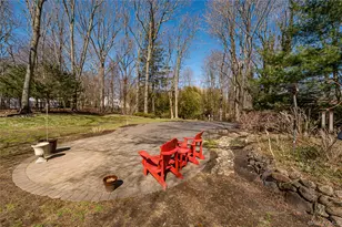 107A Scraggy Hill Rd, Port Jefferson, NY 11777 - Photo 34