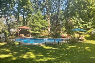 107A Scraggy Hill Rd, Port Jefferson, NY 11777 - Photo 44