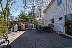 107A Scraggy Hill Rd, Port Jefferson, NY 11777 - Photo 28