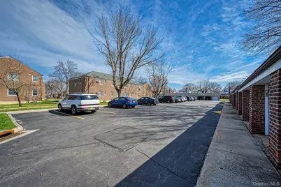 253-12 60th Avenue #Lower, Little Neck, NY 11362 - Photo 28