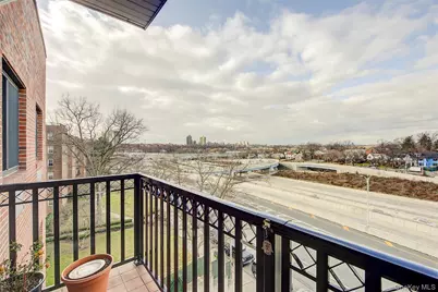 135-46 Grand Central Parkway #4C, Briarwood, NY 11435 - Photo 16