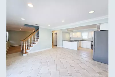 34 Arch Lane, Hicksville, NY 11801 - Photo 4