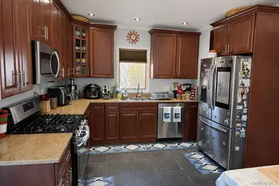 7 Meyer Avenue, Lawrence, NY 11559 - Photo 36