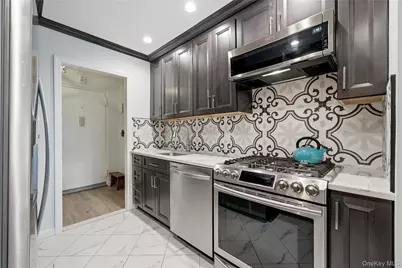 420 Shore Road #3M, Long Beach, NY 11561 - Photo 6