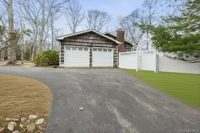 6625 Hortons Lane, Southold, NY 11971 - Photo 20
