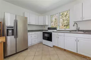 71-57 Douglaston Pkwy, Little Neck, NY 11362 - Photo 18