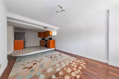 7157 Douglaston Parkway, Little Neck, NY 11362 - Photo 24