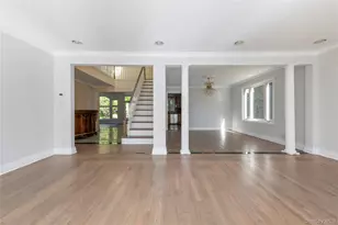 71-57 Douglaston Pkwy, Little Neck, NY 11362 - Photo 6