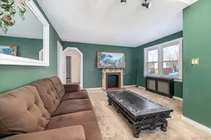 1558 9th St, West Babylon, NY 11704 - Photo 8