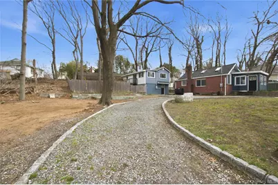 61 Sunburst Drive, Rocky Point, NY 11778 - Photo 4