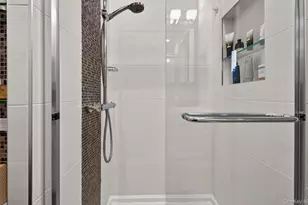 23 Coronet Ln, Plainview, NY 11803 - Photo 14