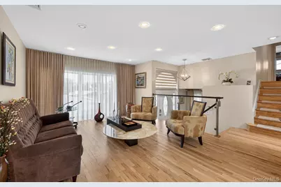 23 Coronet Lane, Plainview, NY 11803 - Photo 8