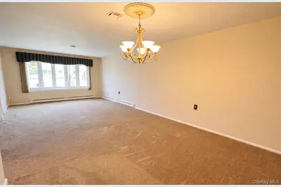 9 Guilford Court #B, Ridge, NY 11961 - Photo 6