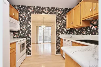 201 Bentley Court, Brewster, NY 10509 - Photo 12