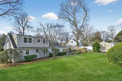 31 Fairfields Lane, Huntington Station, NY 11746 - Photo 22