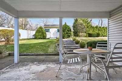 31 Fairfields Lane, Huntington Station, NY 11746 - Photo 20