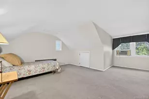 31 Fairfields Ln, Huntington Station, NY 11746 - Photo 16