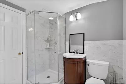 31 Fairfields Lane, Huntington Station, NY 11746 - Photo 18