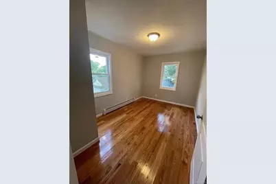 109-32 197th Street #2, Saint Albans, NY 11412 - Photo 6