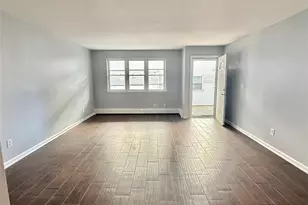 96-18 Shore Front Pkwy, Rockaway Beach, NY 11693 - Photo 12