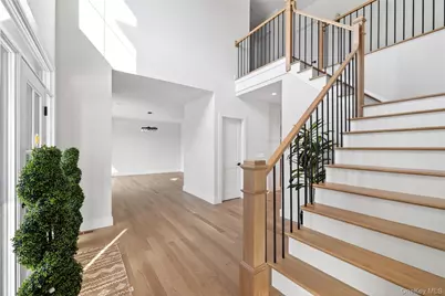 43 Hilltop Lane, Thornwood, NY 10594 - Photo 4