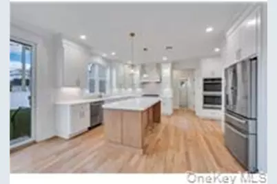87 West Avenue, Hicksville, NY 11801 - Photo 4