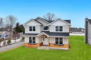 87 West Ave, Hicksville, NY 11801 - Photo 2