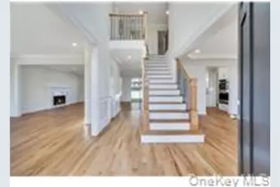 87 West Avenue, Hicksville, NY 11801 - Photo 6