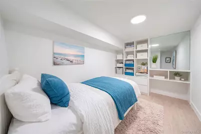 2519 McIntosh Street, East Elmhurst, NY 11369 - Photo 14