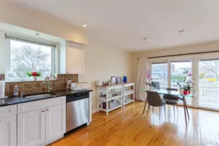 271 Arthur St, Freeport, NY 11520 - Photo 18