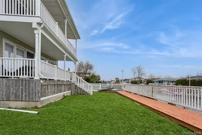271 Arthur Street, Freeport, NY 11520 - Photo 8