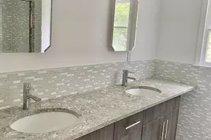 321 Nassau Ave, Manhasset, NY 11030 - Photo 6