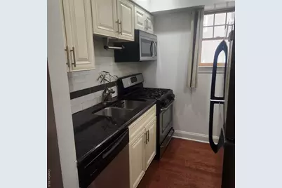 8515 120th Street #3A, Kew Gardens, NY 11415 - Photo 4