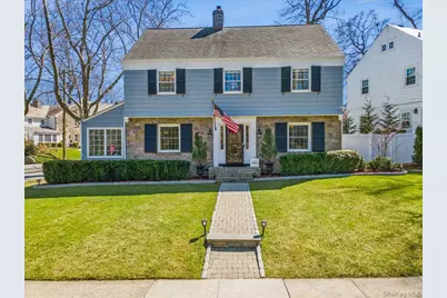 195 Central Parkway, Mount Vernon, NY 10552 - Photo 1