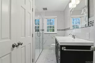 110 Macon Ave, Sayville, NY 11782 - Photo 14