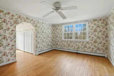 110 Macon Avenue, Sayville, NY 11782 - Photo 24