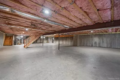 185 Willetts Lane, West Islip, NY 11795 - Photo 38