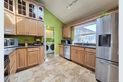 6 Shelley Drive, Middle Island, NY 11953 - Photo 6