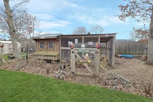 6 Shelley Dr, Middle Island, NY 11953 - Photo 22