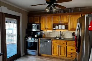 39 Sengstacken Dr, Stony Point, NY 10980 - Photo 2