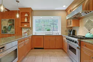 20 Cardinal Pl, Mount Kisco, NY 10549 - Photo 12