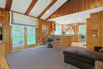 20 Cardinal Place, Mount Kisco, NY 10549 - Photo 14