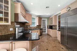 15 Church St, Roslyn, NY 11576 - Photo 12