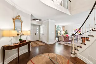 30 Underhill Rd, Locust Valley, NY 11560 - Photo 4