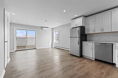 616 E Broadway #3C, Long Beach, NY 11561 - Photo 2