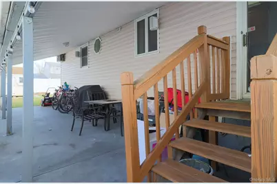 163 Floyd Street, Brentwood, NY 11717 - Photo 30