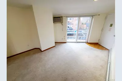 67-08 Exeter Street #3, Forest Hills, NY 11375 - Photo 2